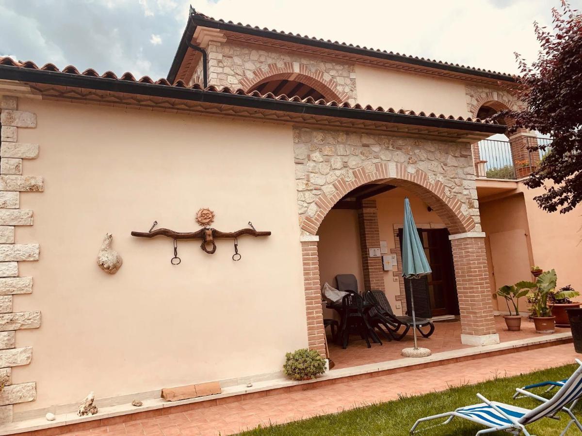 8380 Agriturismo L'Oleandro Монтемерано Экстерьер фото