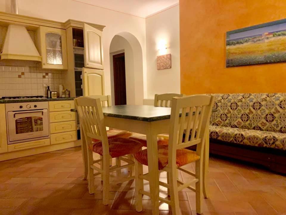 8380 Agriturismo L'Oleandro Монтемерано Экстерьер фото